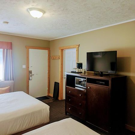 Alpine Inn & Suites Нелсън Екстериор снимка