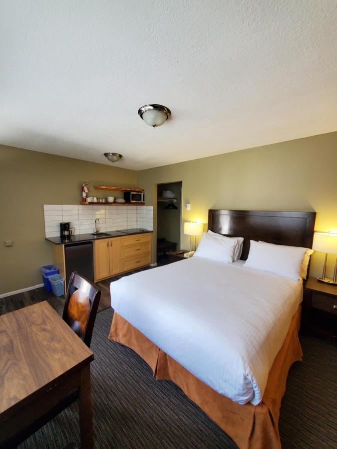 Alpine Inn & Suites Нелсън Екстериор снимка
