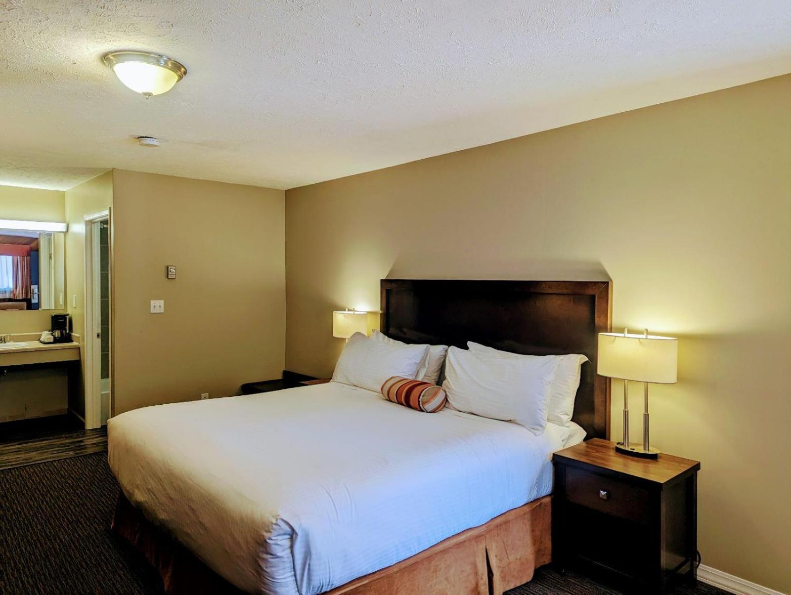 Alpine Inn & Suites Нелсън Екстериор снимка