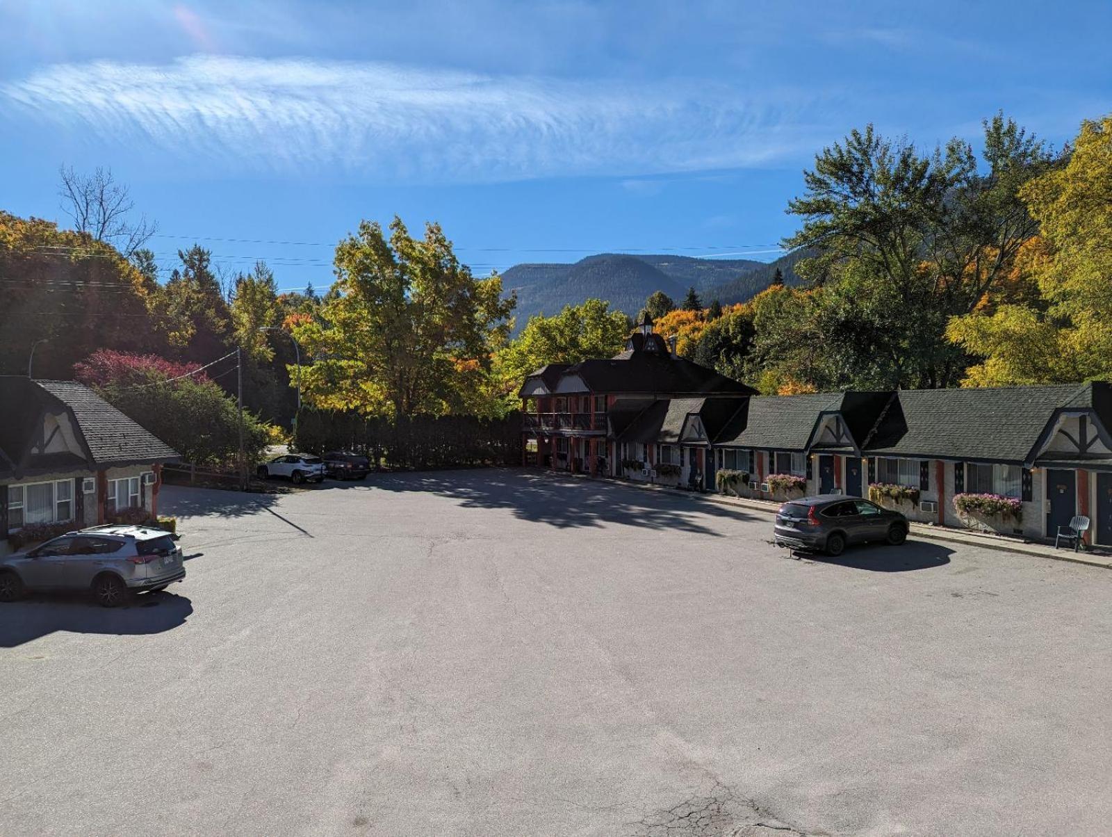 Alpine Inn & Suites Нелсън Екстериор снимка