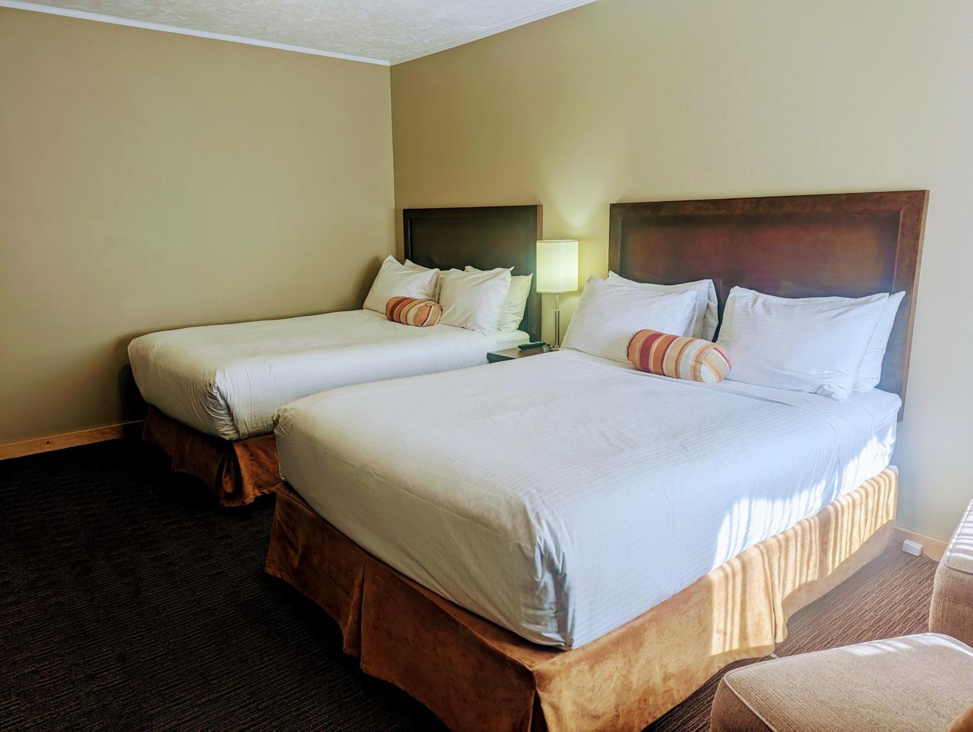 Alpine Inn & Suites Нелсън Екстериор снимка