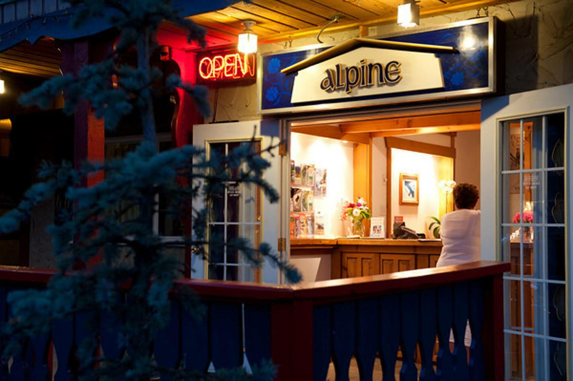 Alpine Inn & Suites Нелсън Екстериор снимка