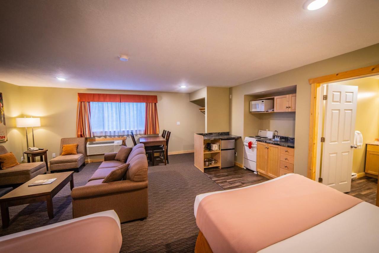 Alpine Inn & Suites Нелсън Екстериор снимка